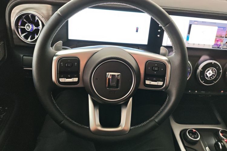 坦克300 2024款 2.0T 穿越者中控内饰13