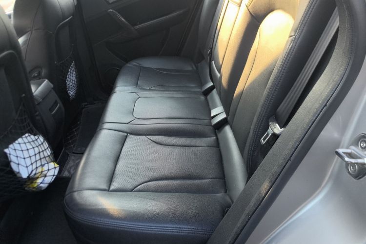 众泰T600 2015款 1.5T 手动尊贵型中控内饰7004