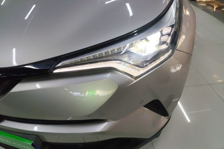 丰田C-HR 2020款 2.0L 豪华版局部细节36