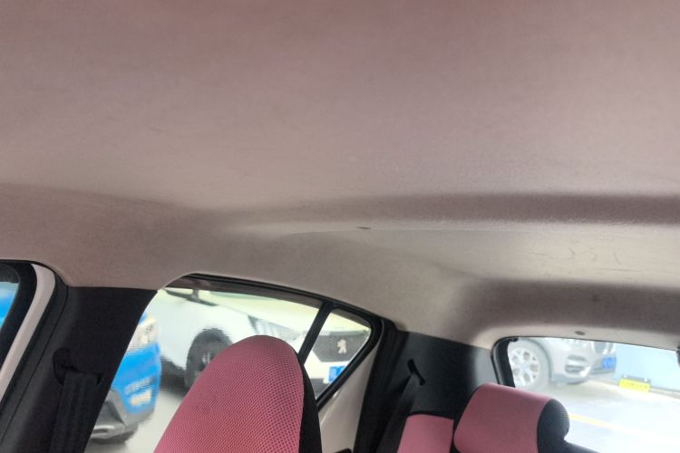 比亚迪F0 2015款 1.0L AMT 铉酷型中控内饰22