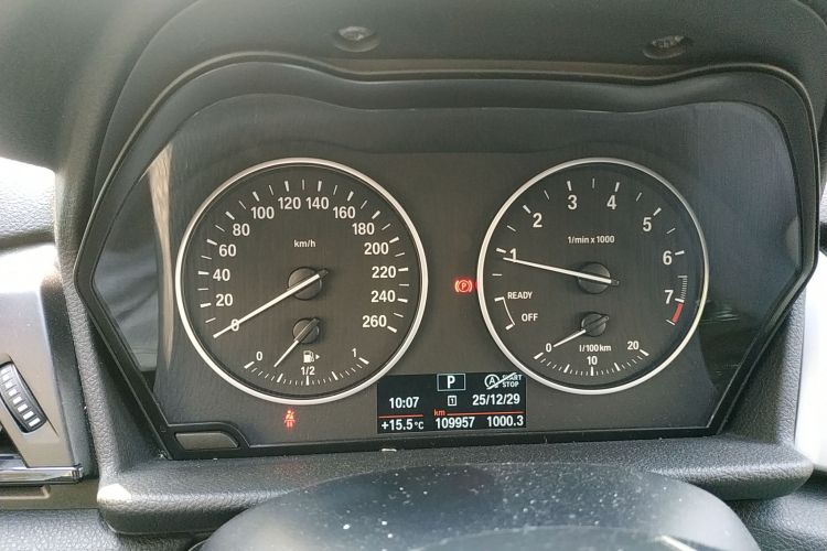 宝马2系旅行车 2016款 218i 领先型中控内饰14