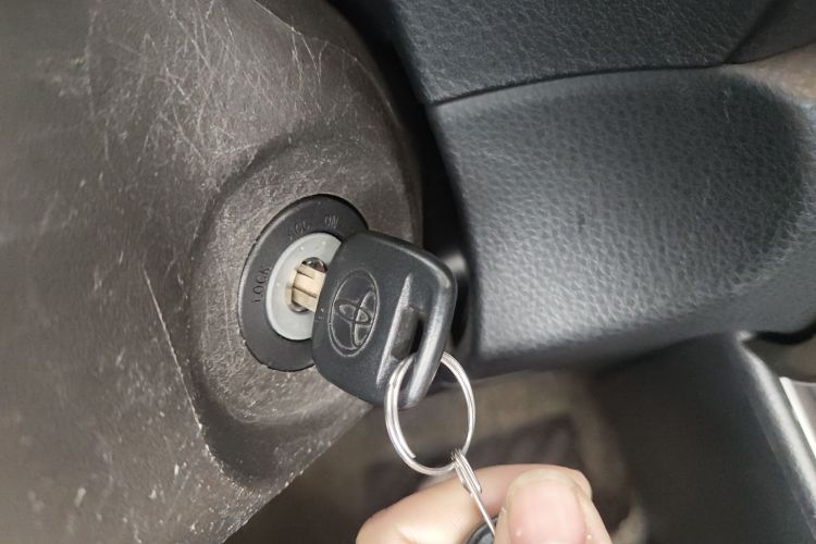 丰田 YARiS L 致炫 2016款 1.5E 自动劲速版中控内饰11