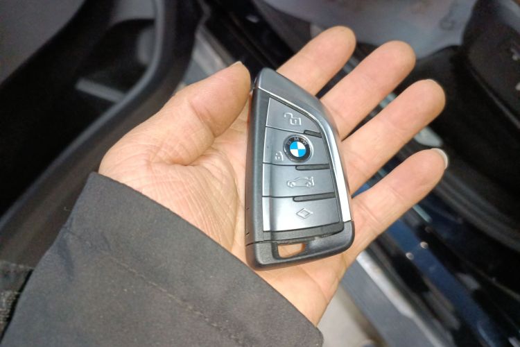 宝马X5(进口) 2022款 xDrive40i M运动套装中控内饰11