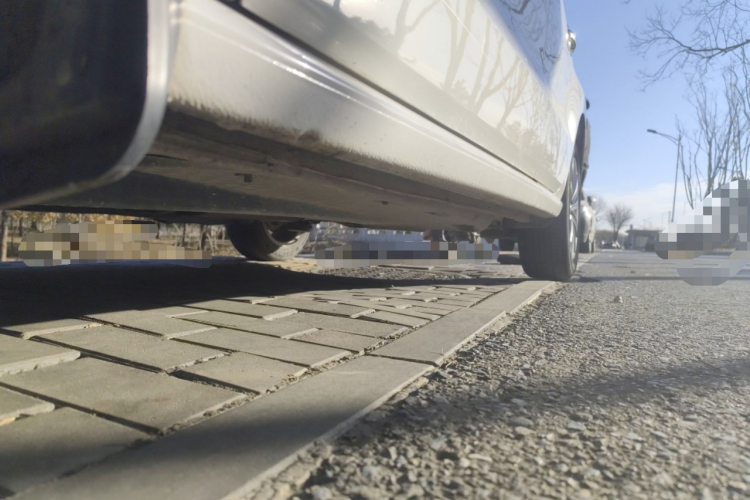 大众 Polo 2014款 1.6L 手动舒适版局部细节9004