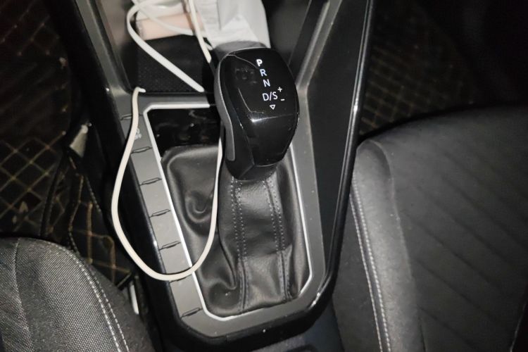 大众 朗逸 2023款 新锐 1.5L 自动新逸版中控内饰18