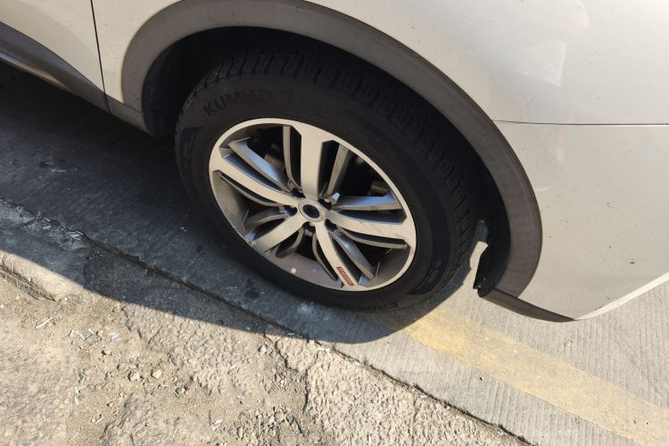 哈弗H6 2017款 红标 2.0T 自动两驱智尚型车身外观10