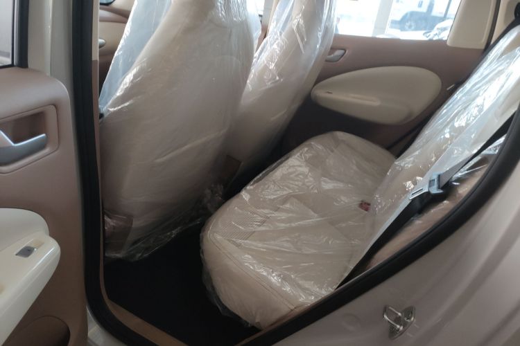 五菱汽车 宏光MINIEV 2025款 四门版 进阶款中控内饰21