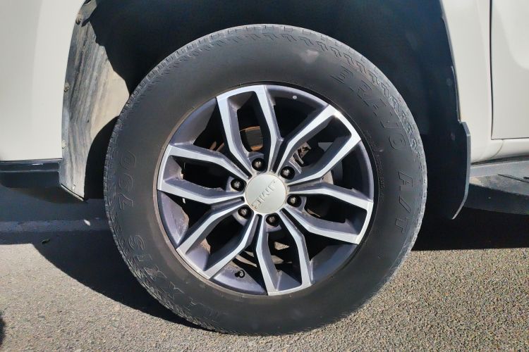 江铃 域虎9 2019款 2.0T自动汽油两驱舒享型车身外观6007