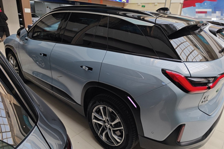 蔚来ES6 2020款 600KM 运动版车身外观6003