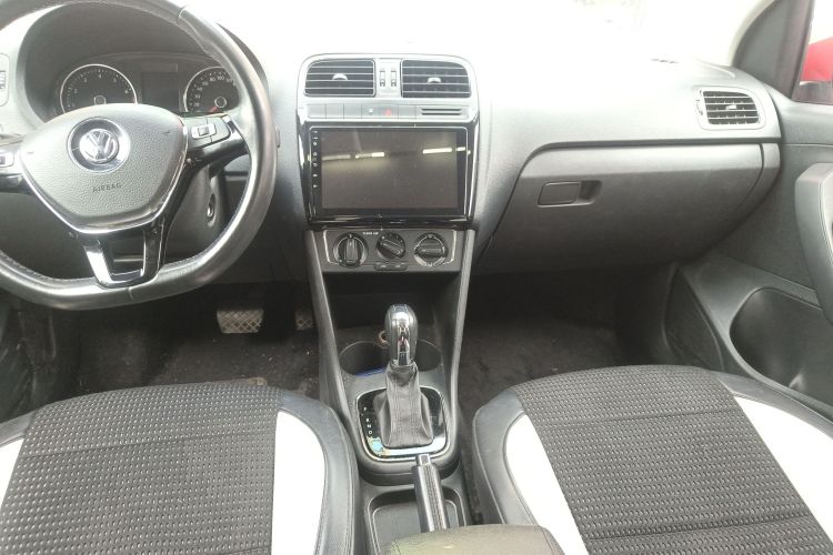 大众 Polo 2016款 1.6L 自动舒适型中控内饰18