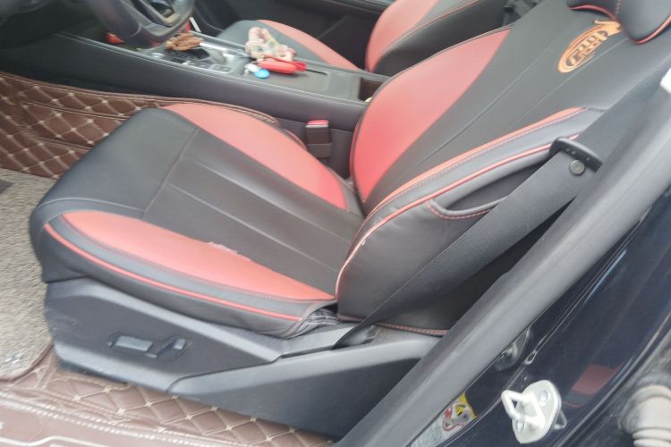 比亚迪 唐 2018款 2.0T 自动智联尊贵型 5座 国V中控内饰19