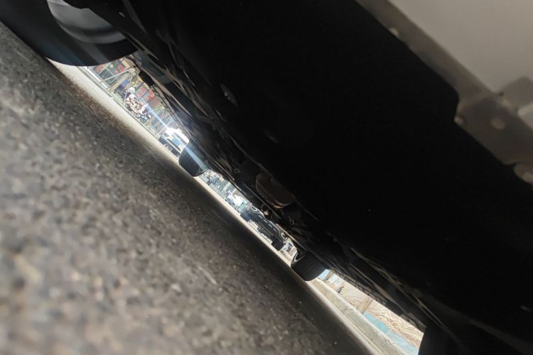 宝马X1 2021款 xDrive25Li 尊享型局部细节9008