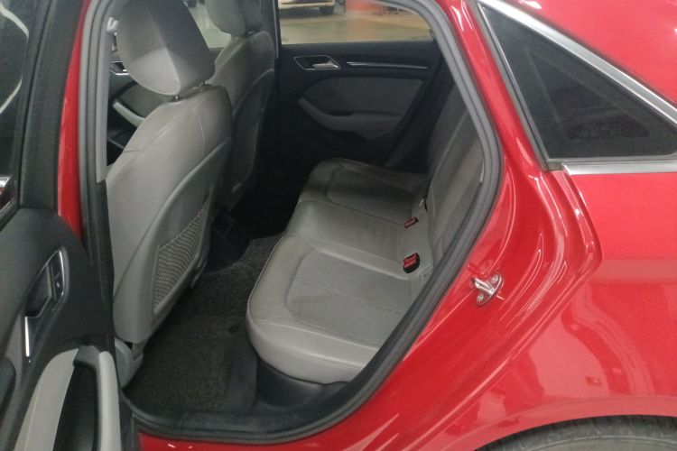 奥迪A3 2019款 Limousine 35 TFSI 时尚型 国V中控内饰7004