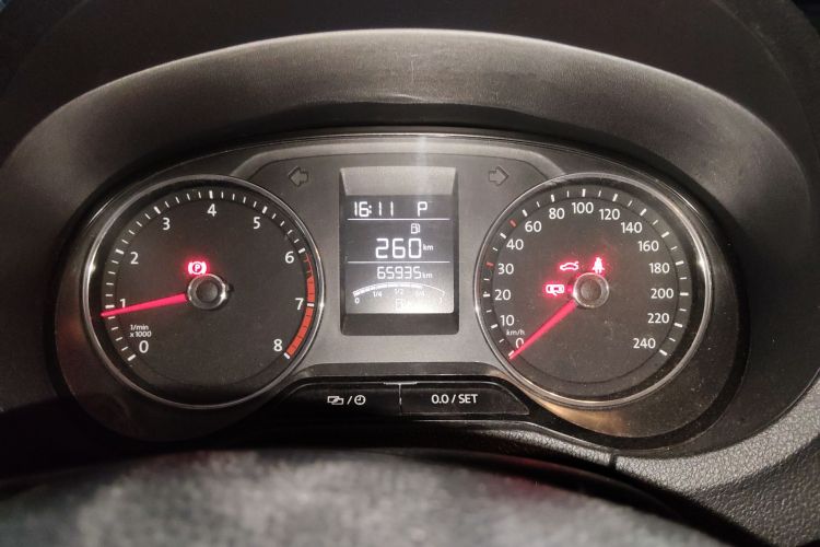 大众 Polo 2016款 1.6L 自动舒适型中控内饰14