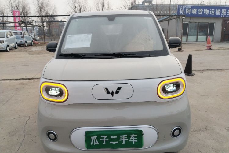 五菱汽车 宏光MINIEV 2024款 第三代 215km 青春版车身外观2