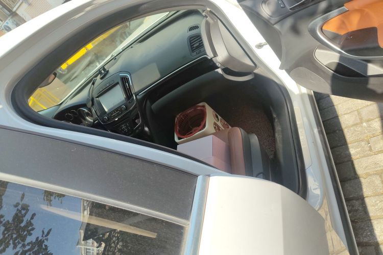 别克 君威 2015款 1.6T 领先技术型局部细节9005