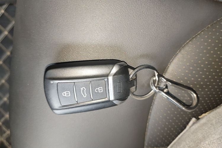 东风风神 奕炫 2024款 1.5L 自动劲速版中控内饰11