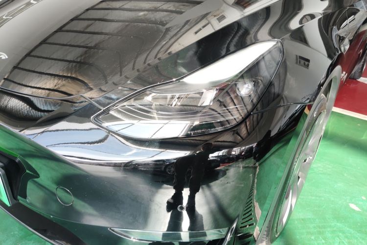 特斯拉 Model Y 2021款 标准续航后驱版局部细节36