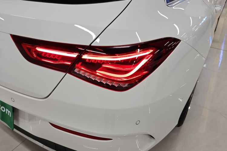 奔驰CLA 2022款 改款 CLA 200 猎跑车车身外观9