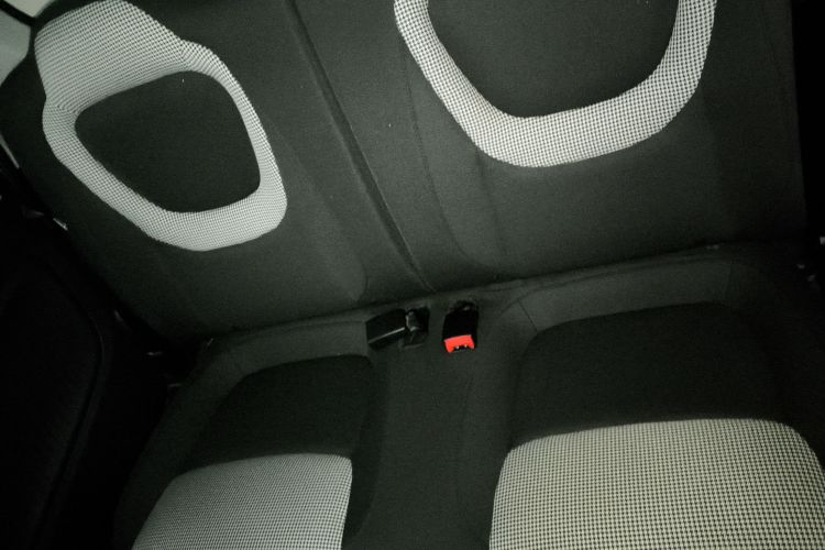 五菱汽车 宏光MINIEV 2024款 第三代 215km 青春版中控内饰21