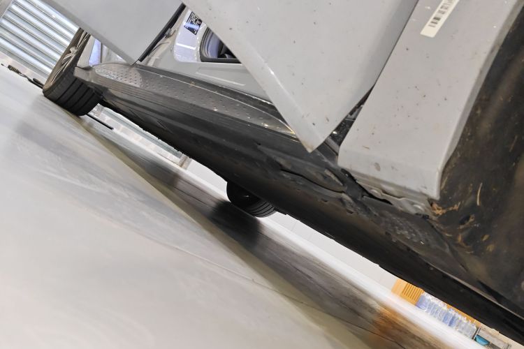 红旗EH7 2024款 690 Pro局部细节9001