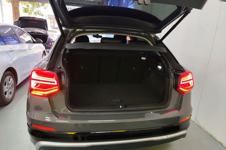 奥迪Q2L 2020款 35 TFSI 进取动感型局部细节23