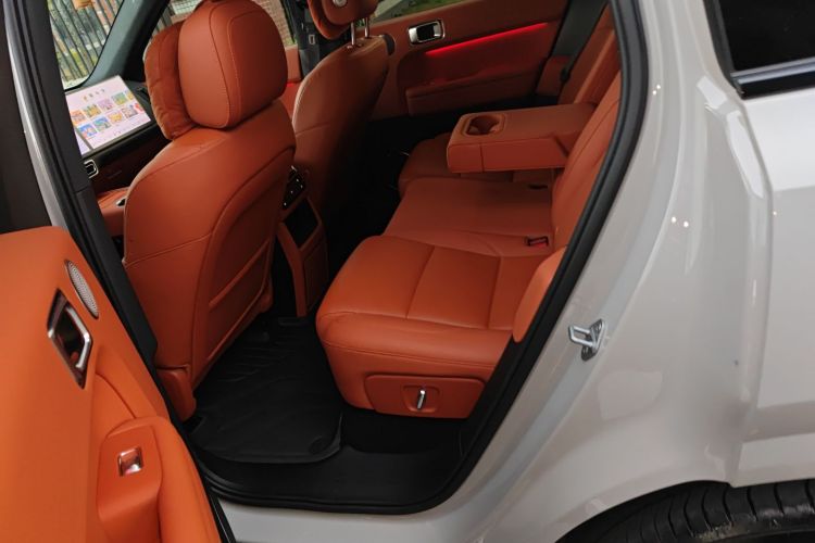 理想汽车 理想L6 2024款 Pro中控内饰21