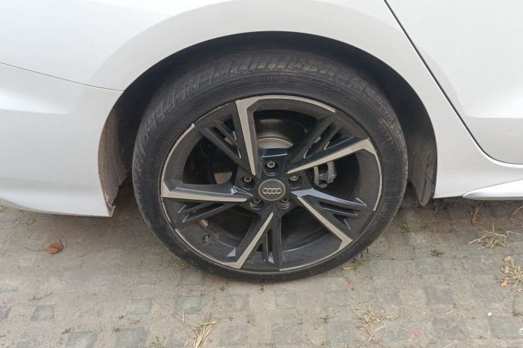 奥迪A3 2021款 A3L Limousine 35 TFSI 时尚运动型车身外观6008