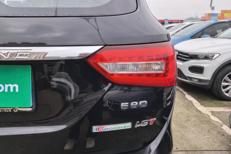 东风风光 风光580 2017款 1.5T 手动豪华型车身外观9