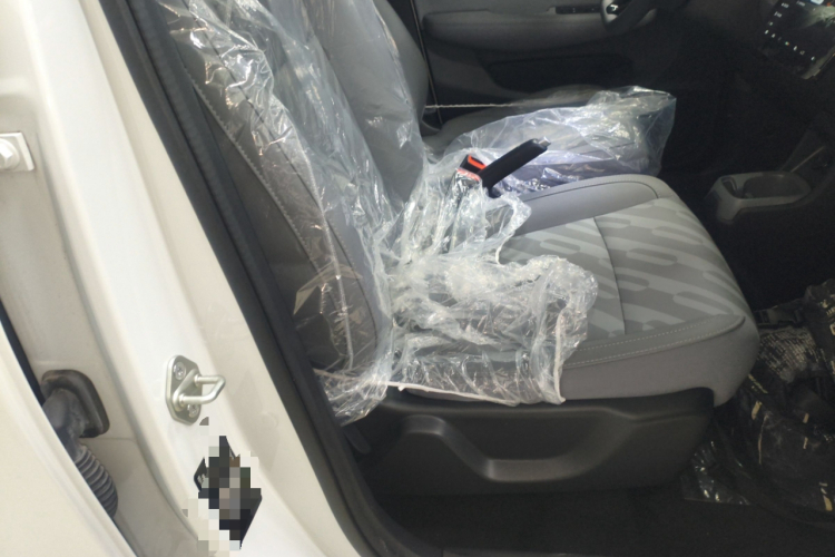 零跑汽车 零跑T03 2024款 200轻享版局部细节41