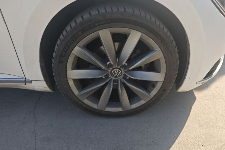 一汽-大众CC 2020款 330TSI 华颜版 国VI车身外观10