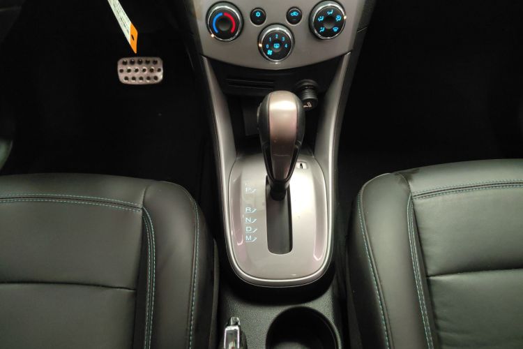 雪佛兰 创酷 2014款 1.4T 自动四驱旗舰型中控内饰18