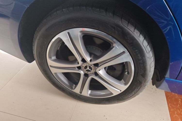 奔驰C级 2022款 改款 C 200 L 运动版车身外观6008