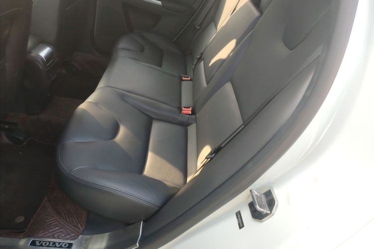 沃尔沃XC60 2017款 T5 AWD 智进升级版中控内饰21