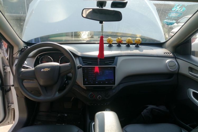 雪佛兰 2015款 赛欧3 1.3L AMT理想版中控内饰7002