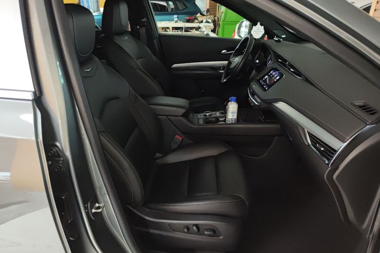 凯迪拉克XT4 2018款 28T 两驱领先型局部细节41