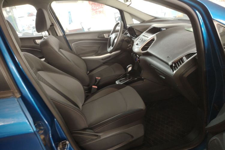 福特 翼搏 2013款 1.5L 自动风尚型局部细节41