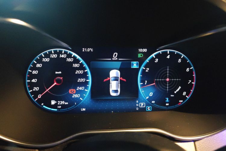 奔驰C级 2020款 C 200 L 时尚型运动版中控内饰14