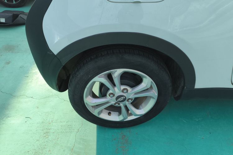 奇瑞 小蚂蚁 2018款 300 4座智享版车身外观6008