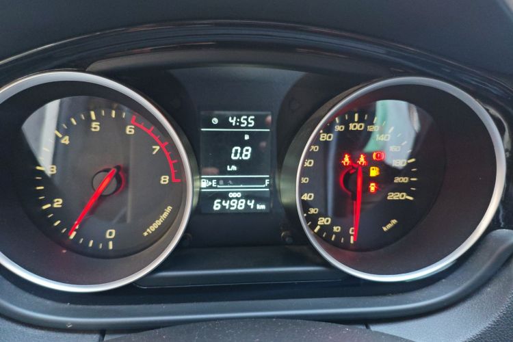 一汽 骏派D60 2017款 1.5L 手动豪华型中控内饰14