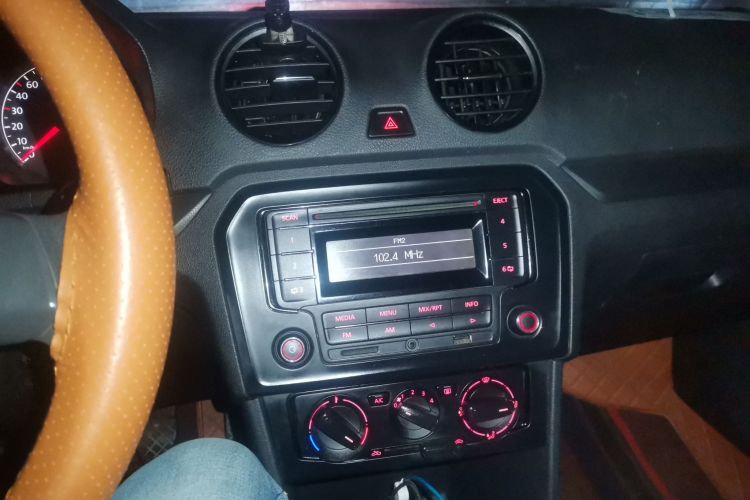 大众 捷达 2015款 质惠版 1.4L 手动时尚型局部细节16