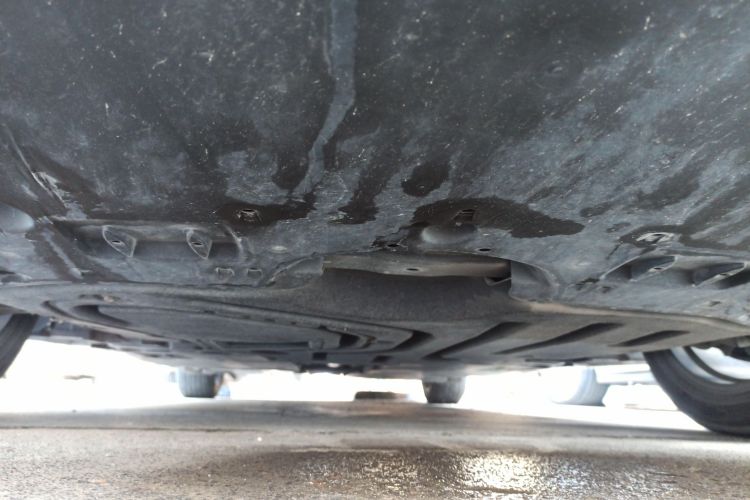 雷克萨斯ES 2020款 200 卓越版局部细节9008