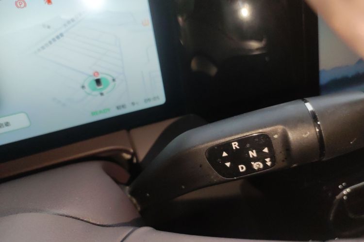 零跑汽车 零跑C11 2023款 纯电 580四驱性能版中控内饰18