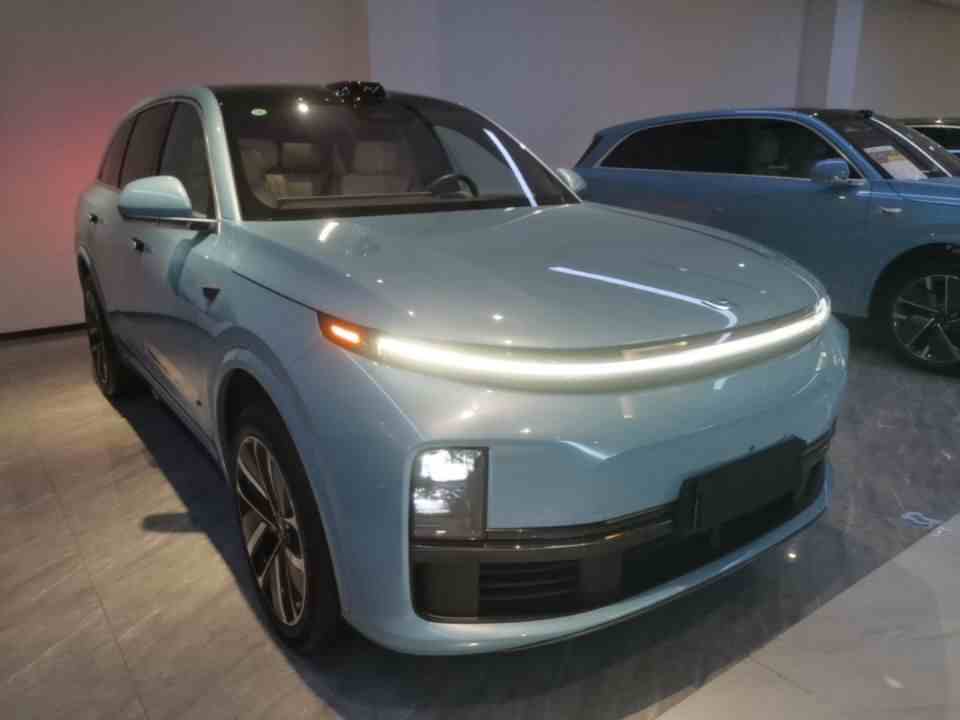 理想汽车 理想L7 2024款 Ultra(5)