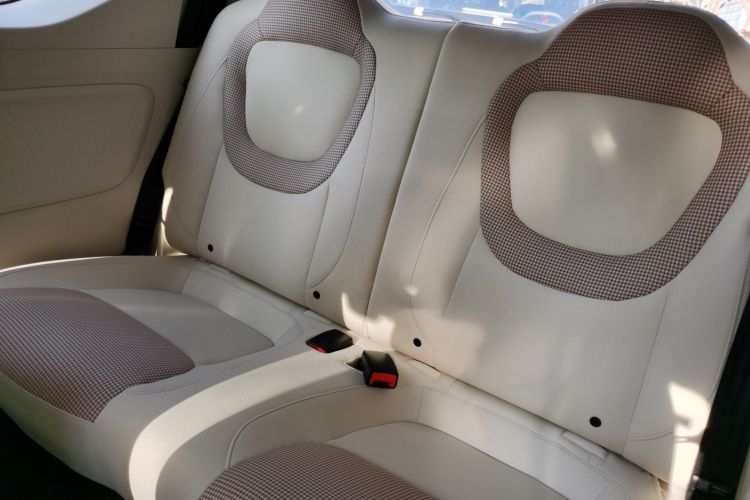 五菱汽车 宏光MINIEV 2024款 第三代 215km 青春版中控内饰21