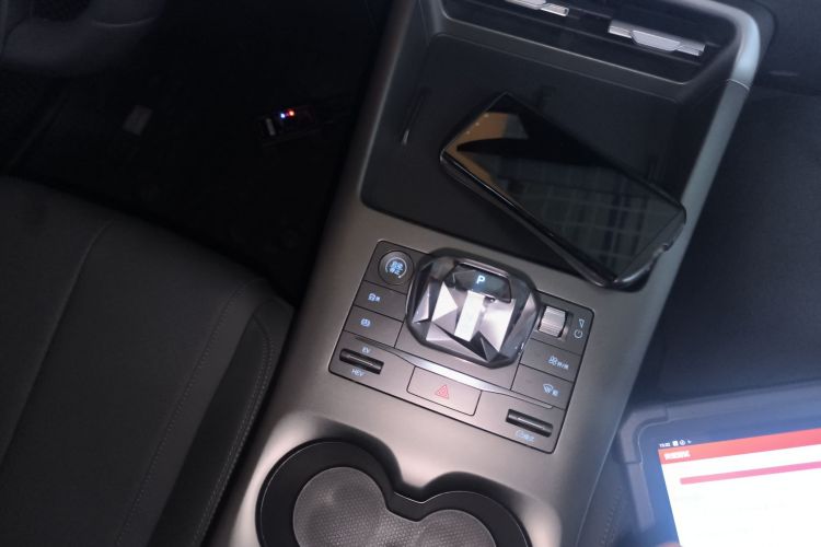 比亚迪 秦PLUS 2025款 DM-i 智驾版 55KM领先型中控内饰18