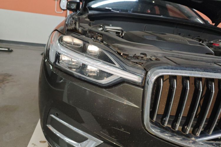 沃尔沃XC60 2021款 T5 四驱智逸豪华版车身外观8