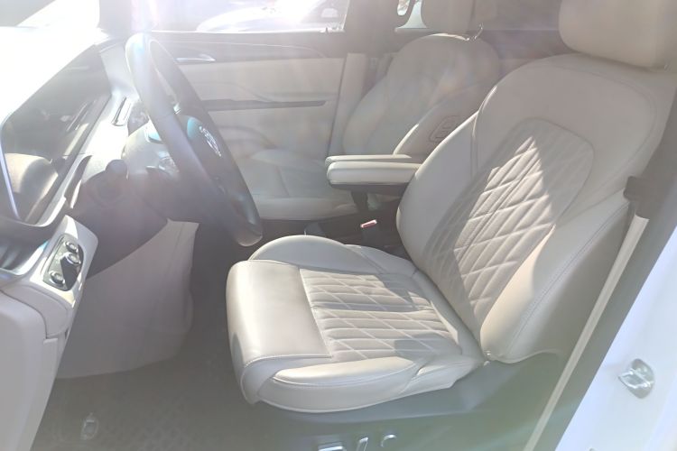 别克GL8 2022款 ES陆尊 653T 豪华型局部细节19