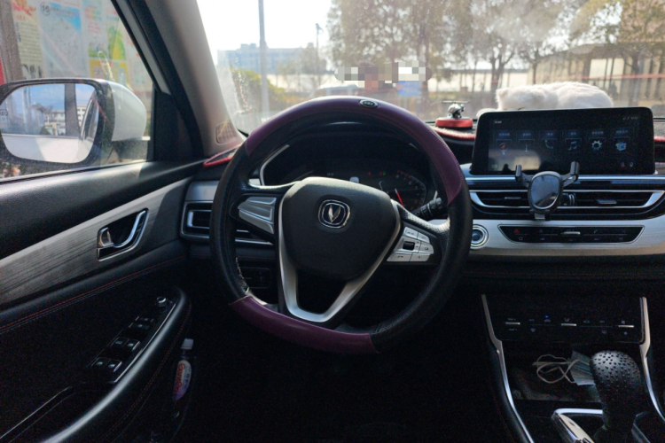 长安CS75 2020款 280T 手动智惠型 国VI中控内饰13