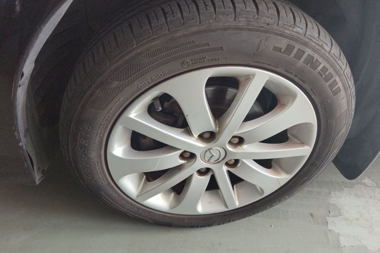 马自达6 2013款 2.0L 自动时尚型车身外观6007